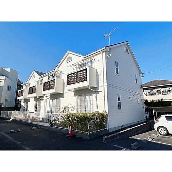 建物外観　外壁塗り替え済