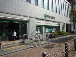 銀行　りそな銀行 布施口支店（銀行）まで40m