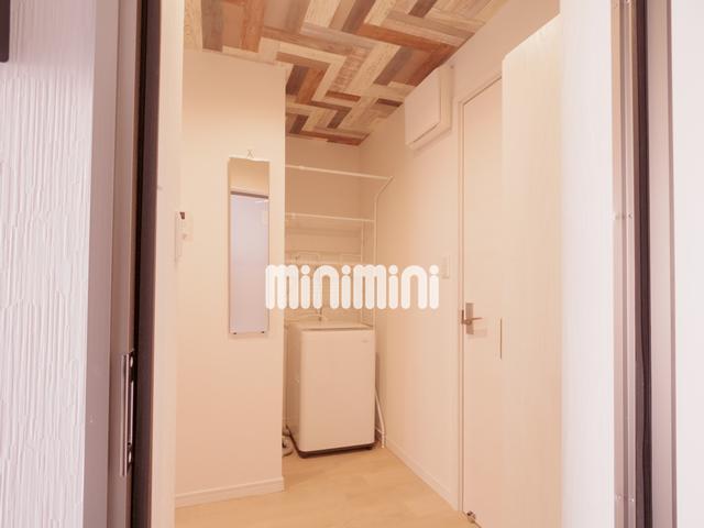 その他部屋・スペース　玄関から見た、お部屋の様子です。