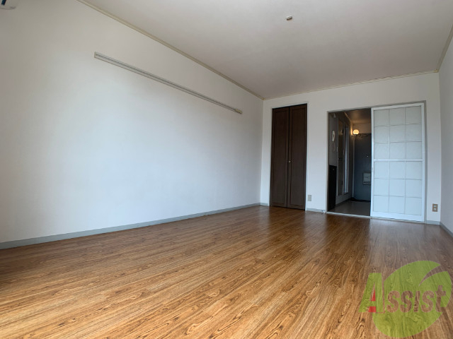 その他部屋・スペース　別角度から洋室を撮影しました。イメージできますか。