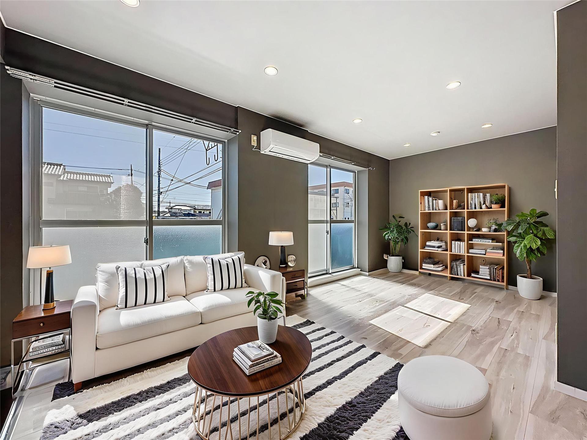 居室・リビング　明るい広々リビング☆