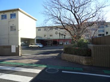 中学校　浜松市立西部中学校（中学校）まで1022m