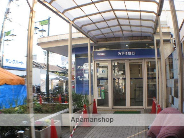 銀行　（株）みずほ銀行／枚岡支店（銀行）まで262m