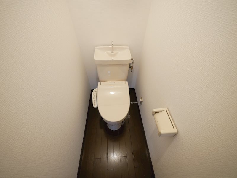 トイレ　ウォシュレット