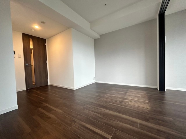 居室・リビング　別の１号室です