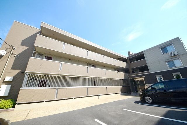 建物外観　★重厚感のある外観★