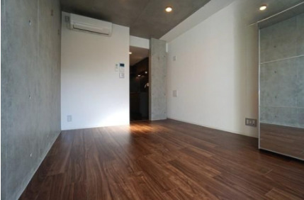 居室・リビング　別号室参考写真