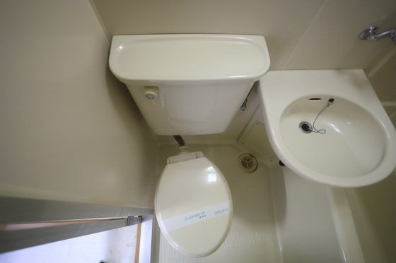 トイレ　※別号室の写真です。