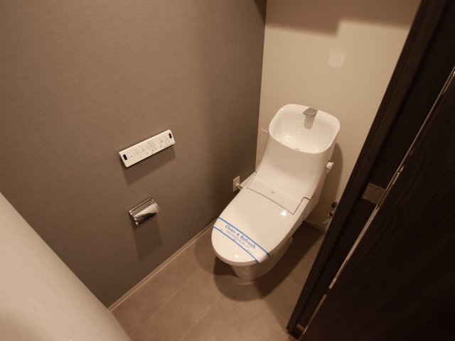 トイレ　別室の参考写真です。※現況優先