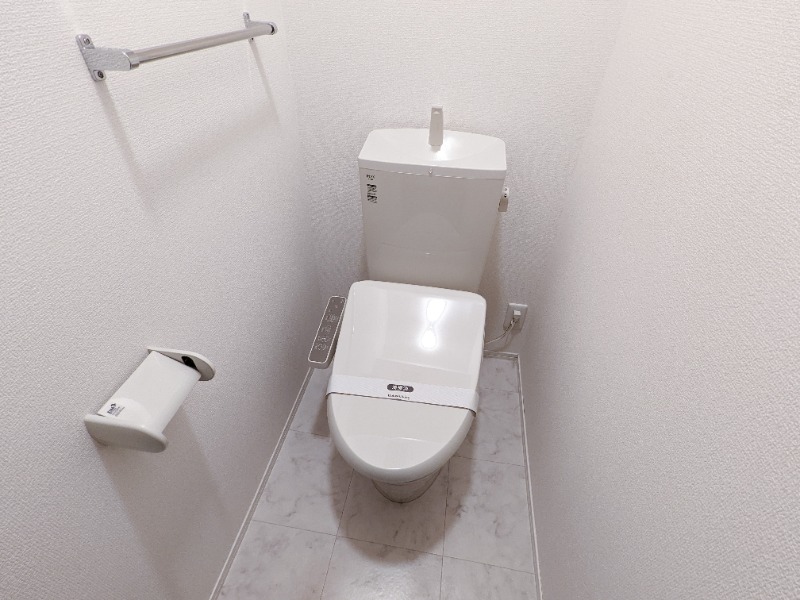 トイレ　図面と現状に相違がある場合には現状を優先