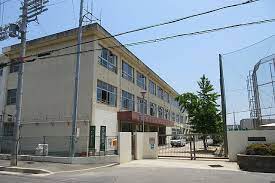 中学校　明石市立大久保中学校（中学校）まで965m