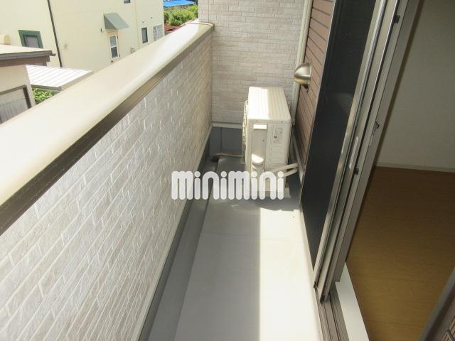 バルコニー　日当たりのいいベランダです