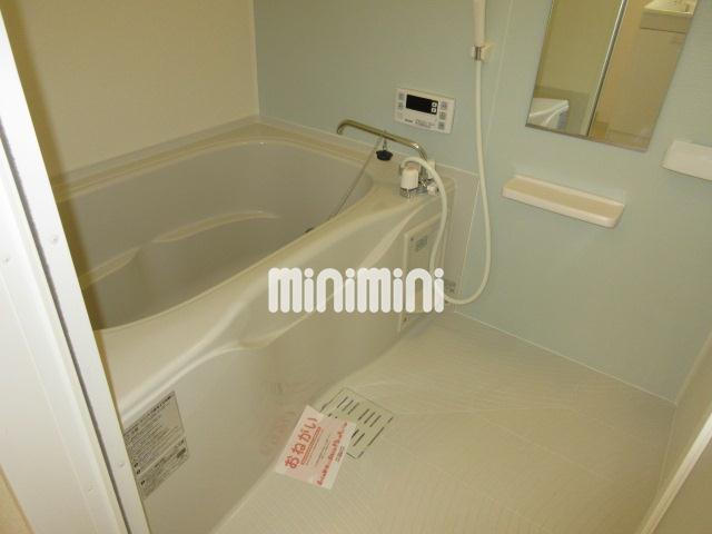 バス・シャワールーム　日々の疲れを癒すバスルーム。