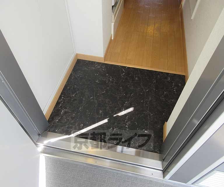 玄関　玄関部分です。