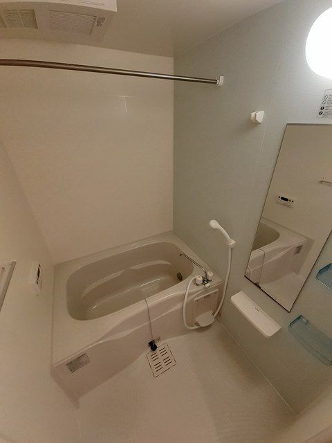 バス・シャワールーム　☆ゆっくりくつろげるお風呂☆