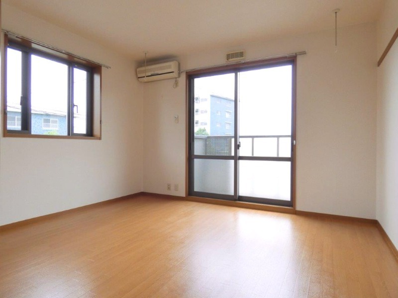 居室・リビング　図面と現状に相違がある場合には現状を優先