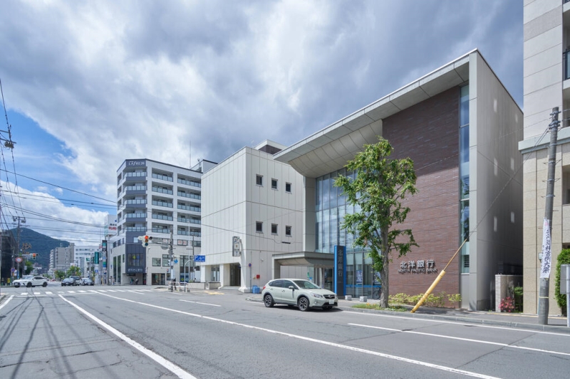 銀行　北洋銀行宮の森支店（銀行）まで507m