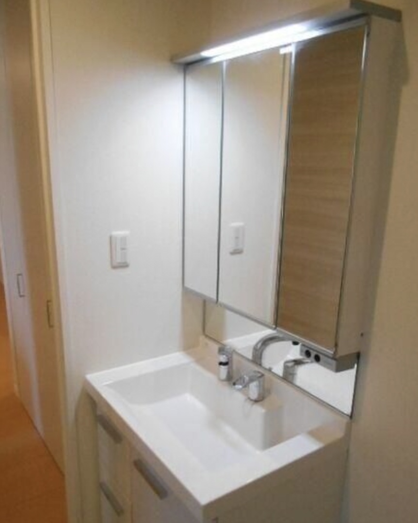 洗面設備　弊社は都内全域の物件をご紹介可能です！