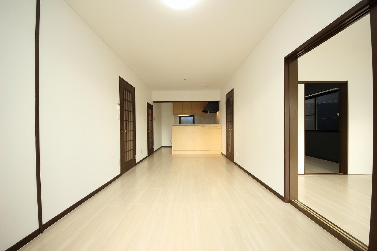 居室・リビング　１２帖のリビングは必見です