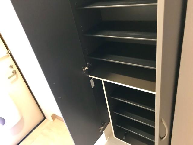 玄関　下駄箱