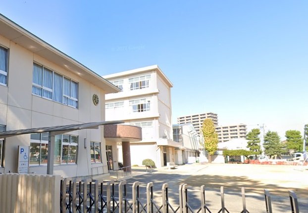 小学校　浜松市立佐藤小学校（小学校）まで293m