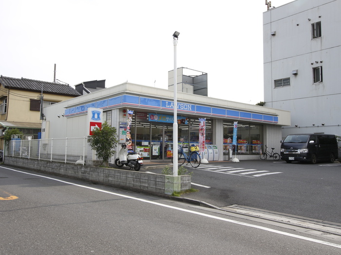 コンビニ　ローソン（コンビニ）まで276m