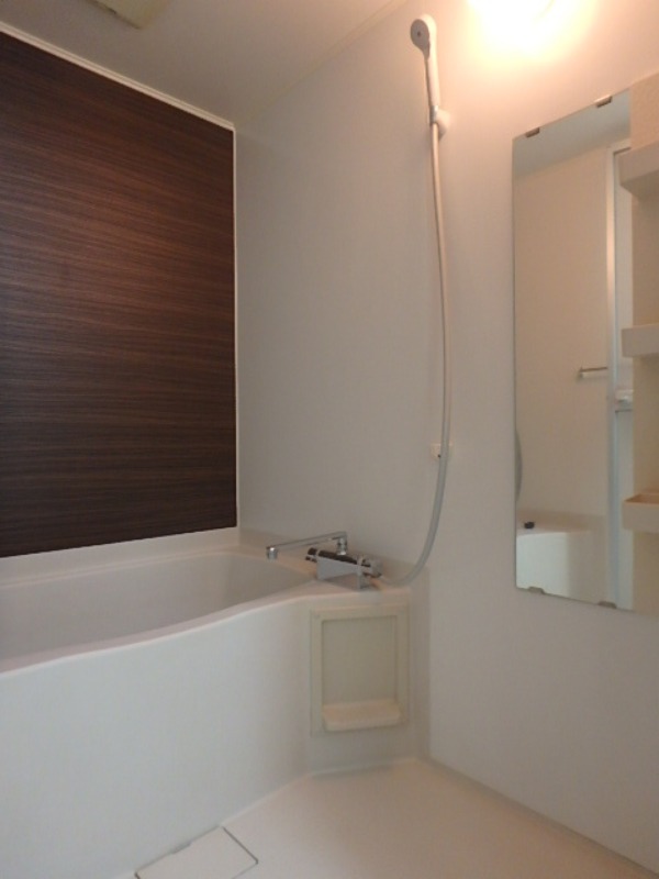 バス・シャワールーム　図面と現状に相違がある場合には現状を優先