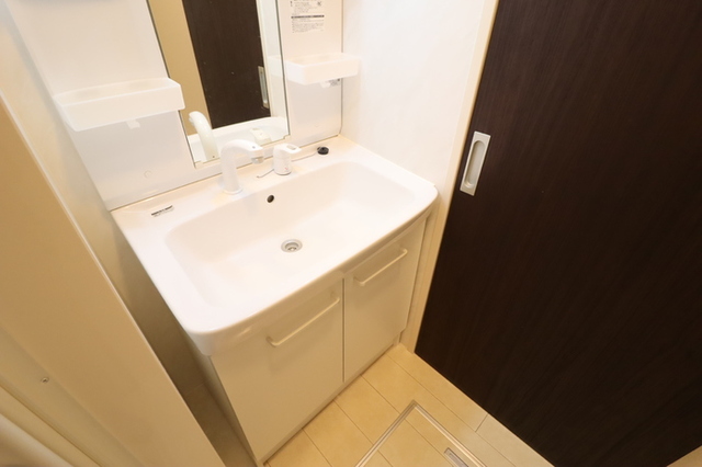 洗面設備　洗髪洗面化粧台