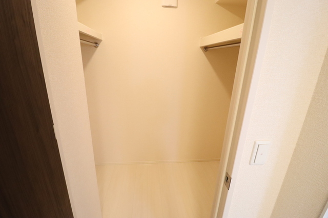 収納　ウォークインクローゼット