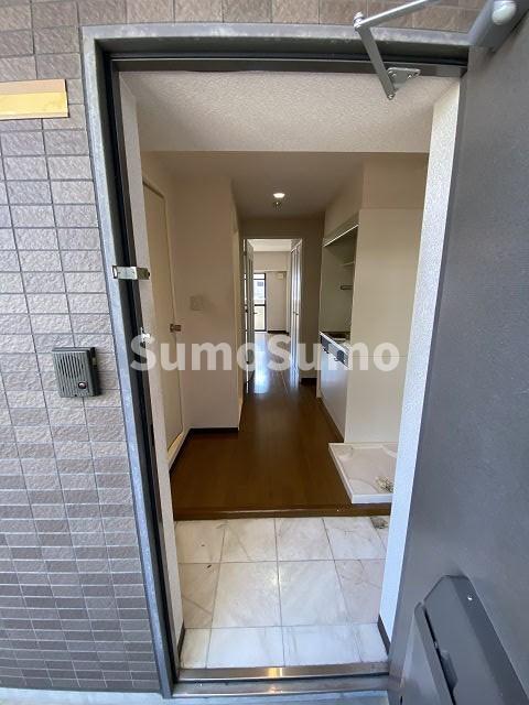 玄関　落ち着いた玄関です