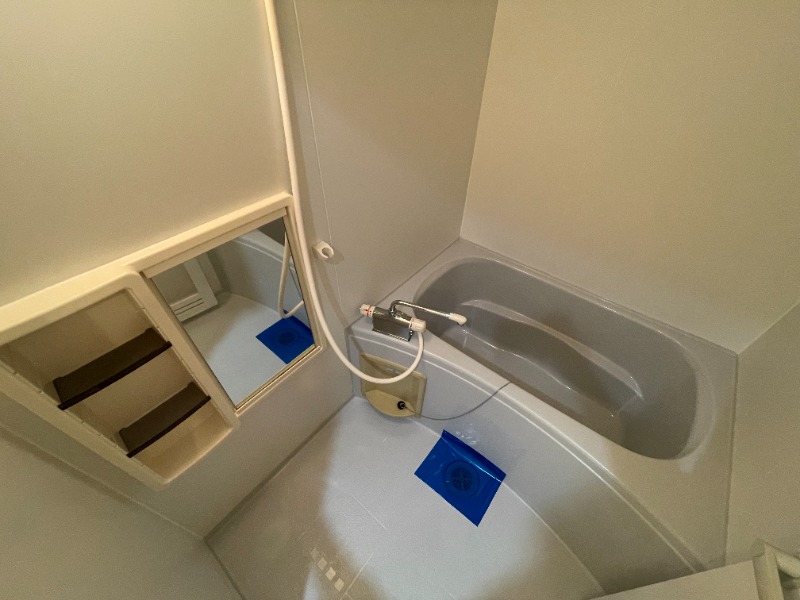 バス・シャワールーム　洗濯機置き場