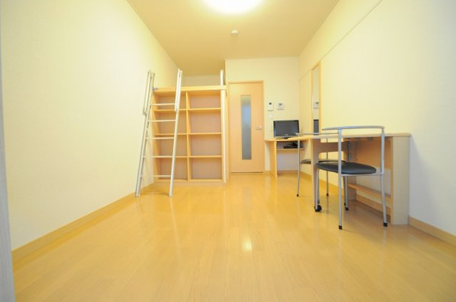 居室・リビング　実際のお部屋と異なる場合がございます。