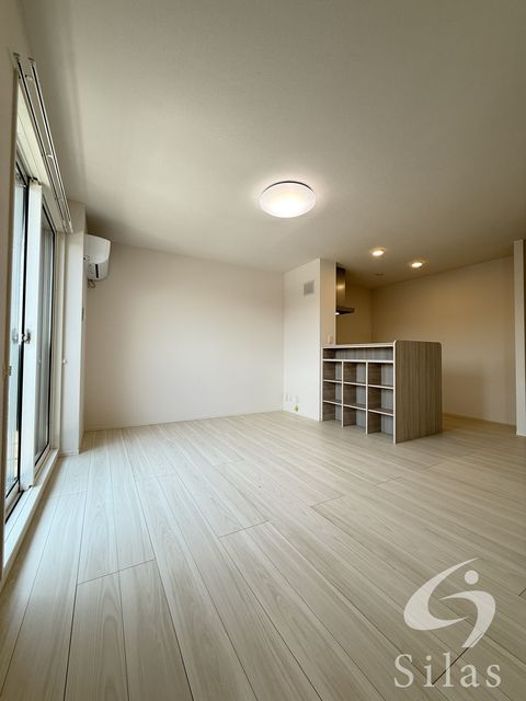 居室・リビング　同仕様