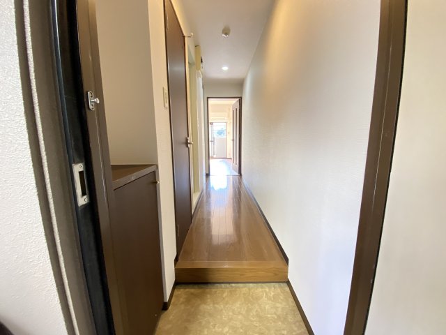 玄関　同一タイプです。