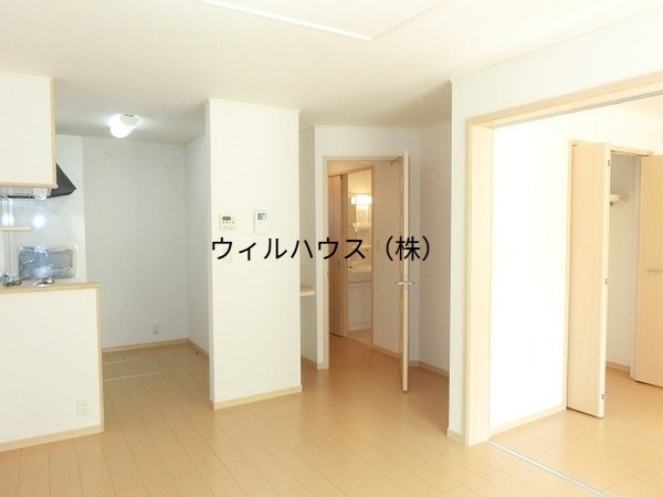 居室・リビング　広々としたリビング！