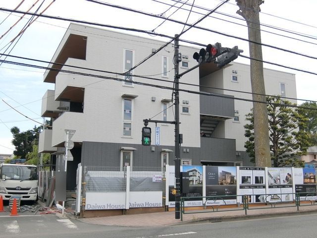 建物外観　☆外観(建設中)☆