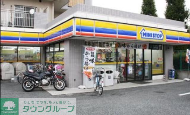 コンビニ　ミニストップ（コンビニ）まで130m