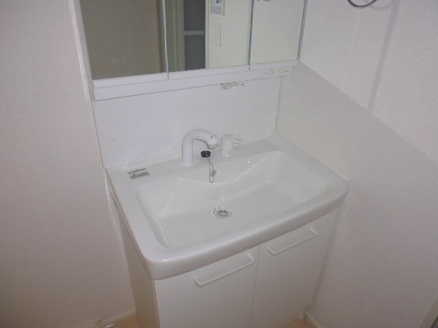 洗面設備　洗髪洗面化粧台