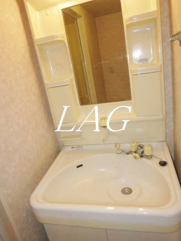 洗面設備　洗面台です。