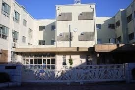 小学校　名古屋市立蓬来小学校（小学校）まで714m