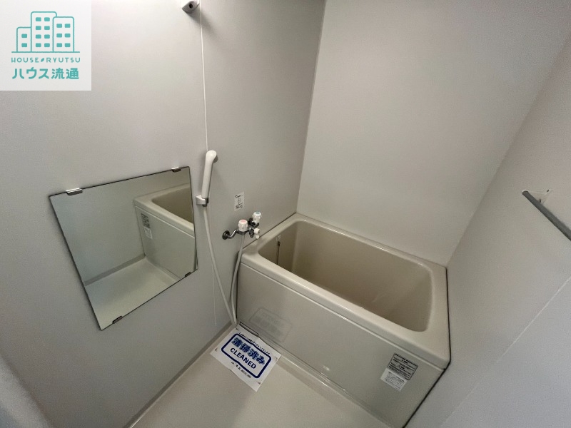 バス・シャワールーム　※同タイプ別号室写真