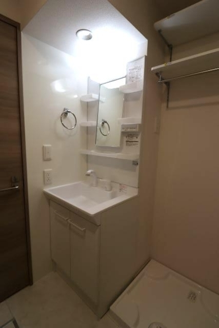 洗面設備　洗髪洗面化粧台