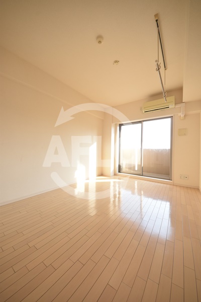 居室・リビング　Gramercy Nipponbashi（グラマシーニホンバ