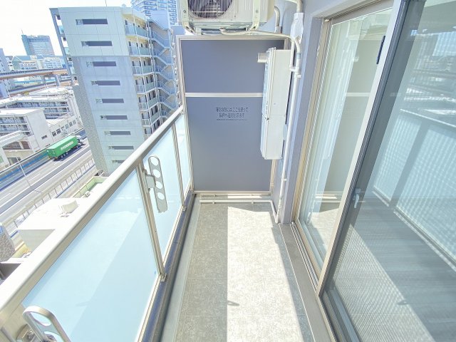 バルコニー　お洗濯にも便利なバルコニー付き