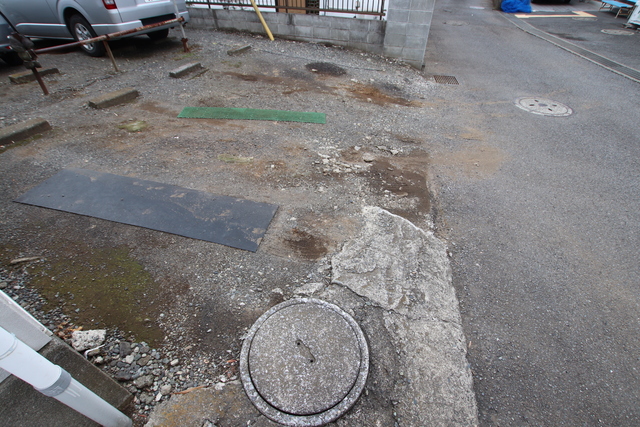 駐車場　駐車場（要空き確認）
