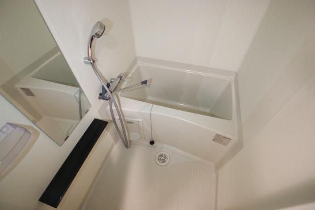 バス・シャワールーム　※別室の参考写真の為、現況優先です。