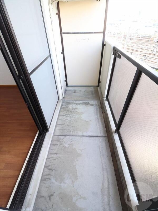 バルコニー　ベランダ