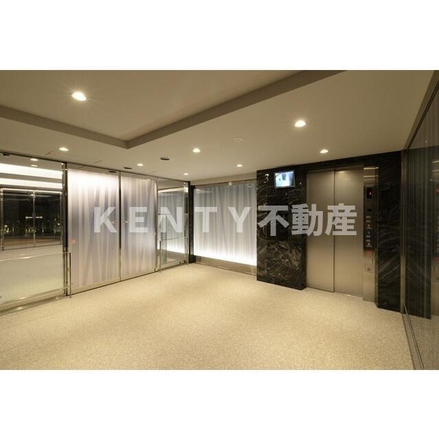 エントランス　清潔なエントランスです