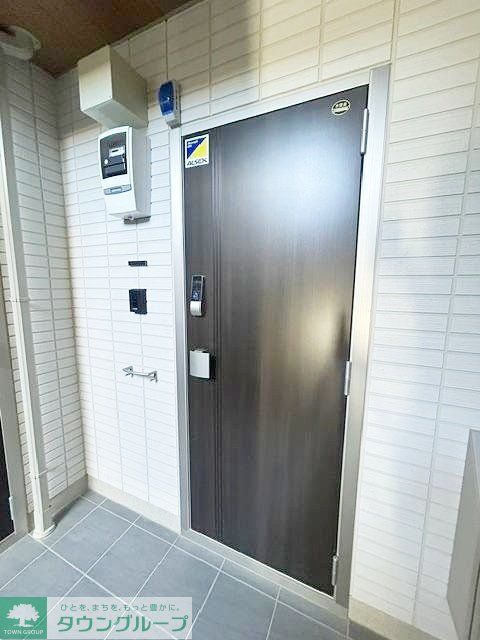 玄関　バルコニー