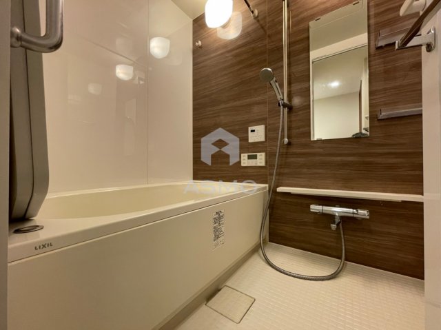 バス・シャワールーム　同マンション別部屋参考写真